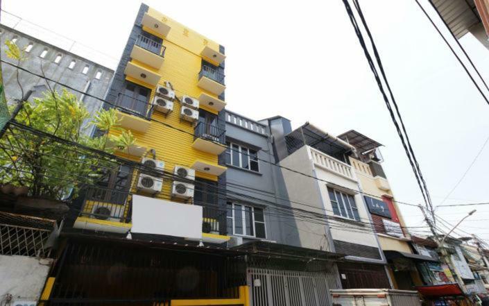 Hotel Kamar Keluarga Mangga Besar Yakarta Exterior foto