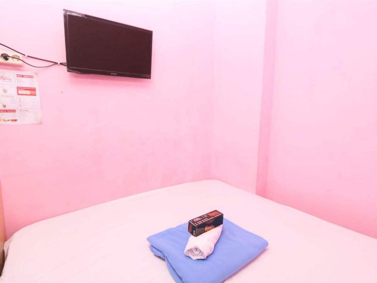 Hotel Kamar Keluarga Mangga Besar Yakarta Exterior foto